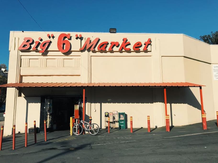 Grocery nearby