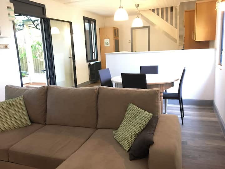 Maison Tournesol Avec Spa Privatif à Sarlat - Sarlat-la-Canéda