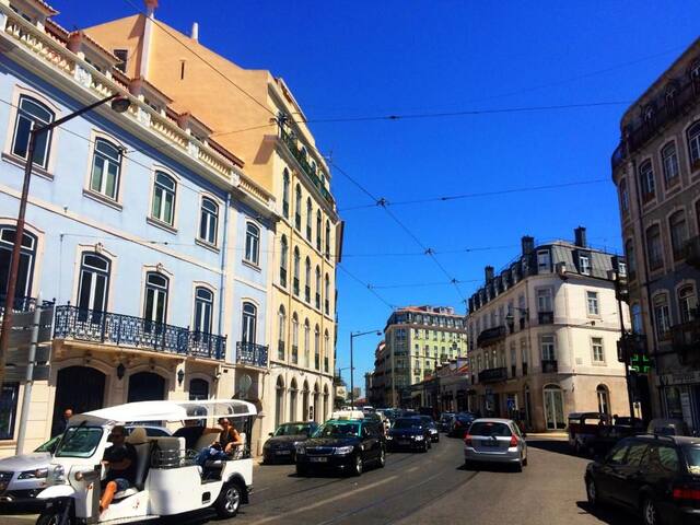 Huge 10 Bedroom Apartments in Príncipe Real gallery image 5