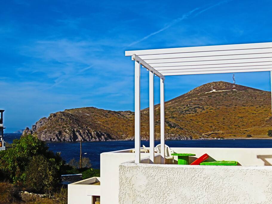 Terrace with pergola and sea view