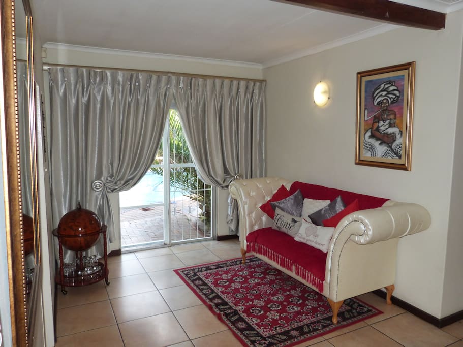 Extension of the lounge