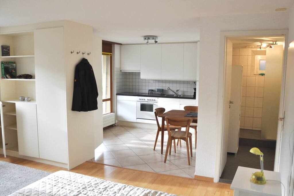 Moderne Wohnküche, Garderobe