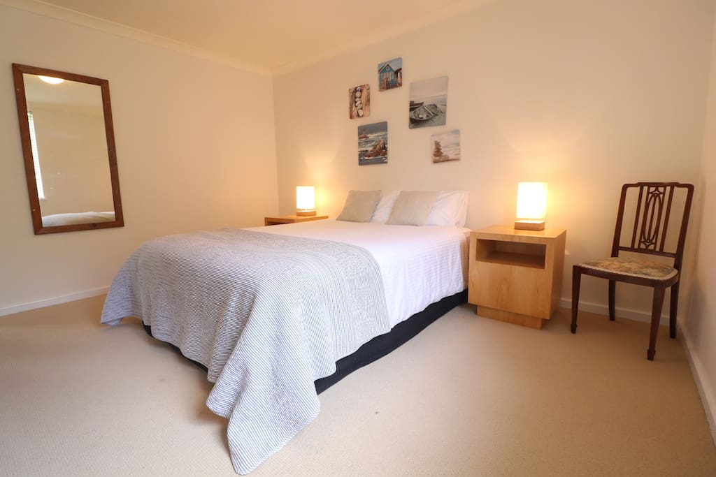 Comfortable Queen bed