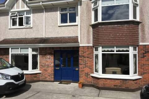 Double Ensuite room in  quiet suburb of Cork city