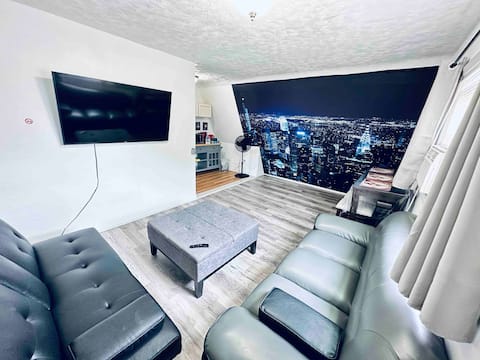 Lovely 1 bedroom Loft  near NYC w/parking