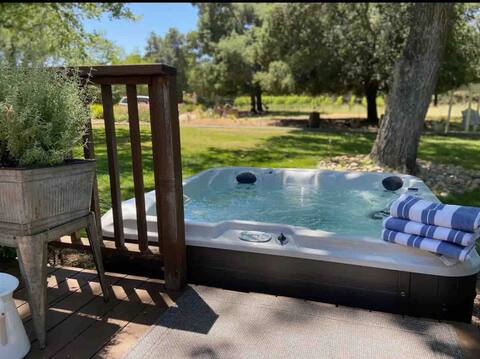 Sonoma Star Estate-soak|sip|savor + central to all