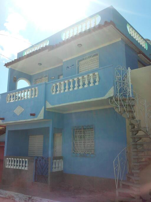 Frente de la casa