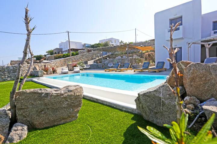 Cycladic Breeze Villa with Private Pool gallery image 5