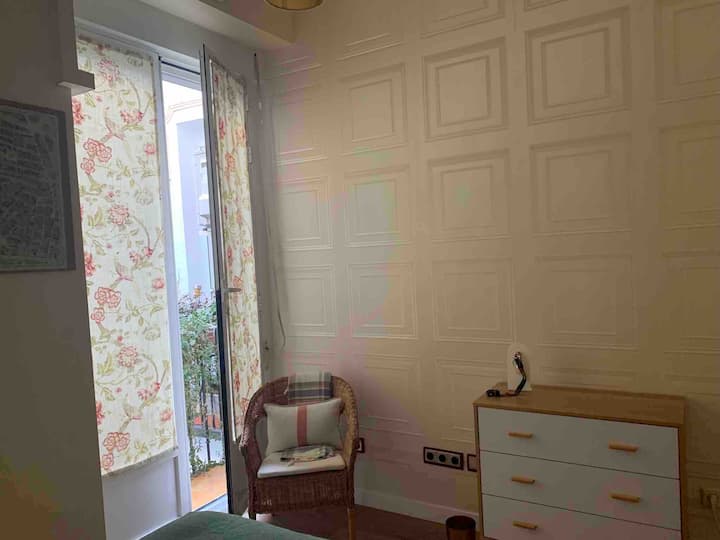 The guest bedroom balcony 