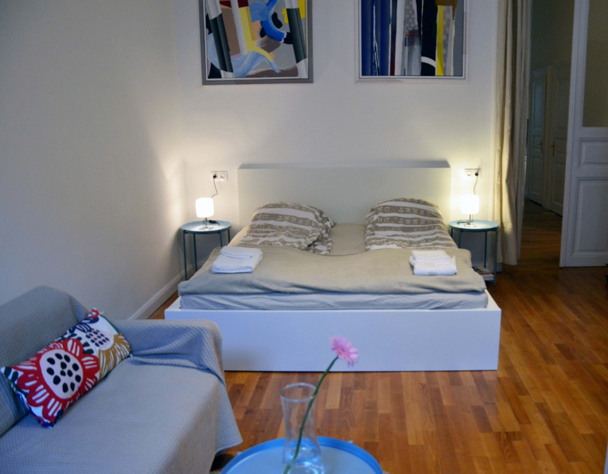 Spavaća soba III. veliki bračni krevet