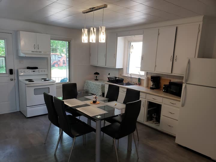 Lovely fully equipped apartment (6). Apartments for Rent in SaintJeansurRichelieu, Quebec