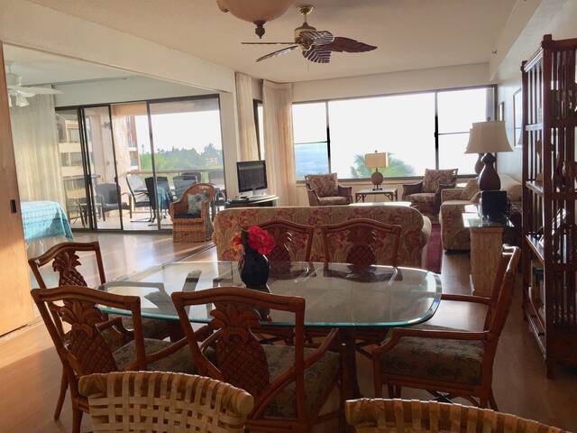 5th floor oceanfront-New Floors-New AC-Sleeps 10+ gallery image 5