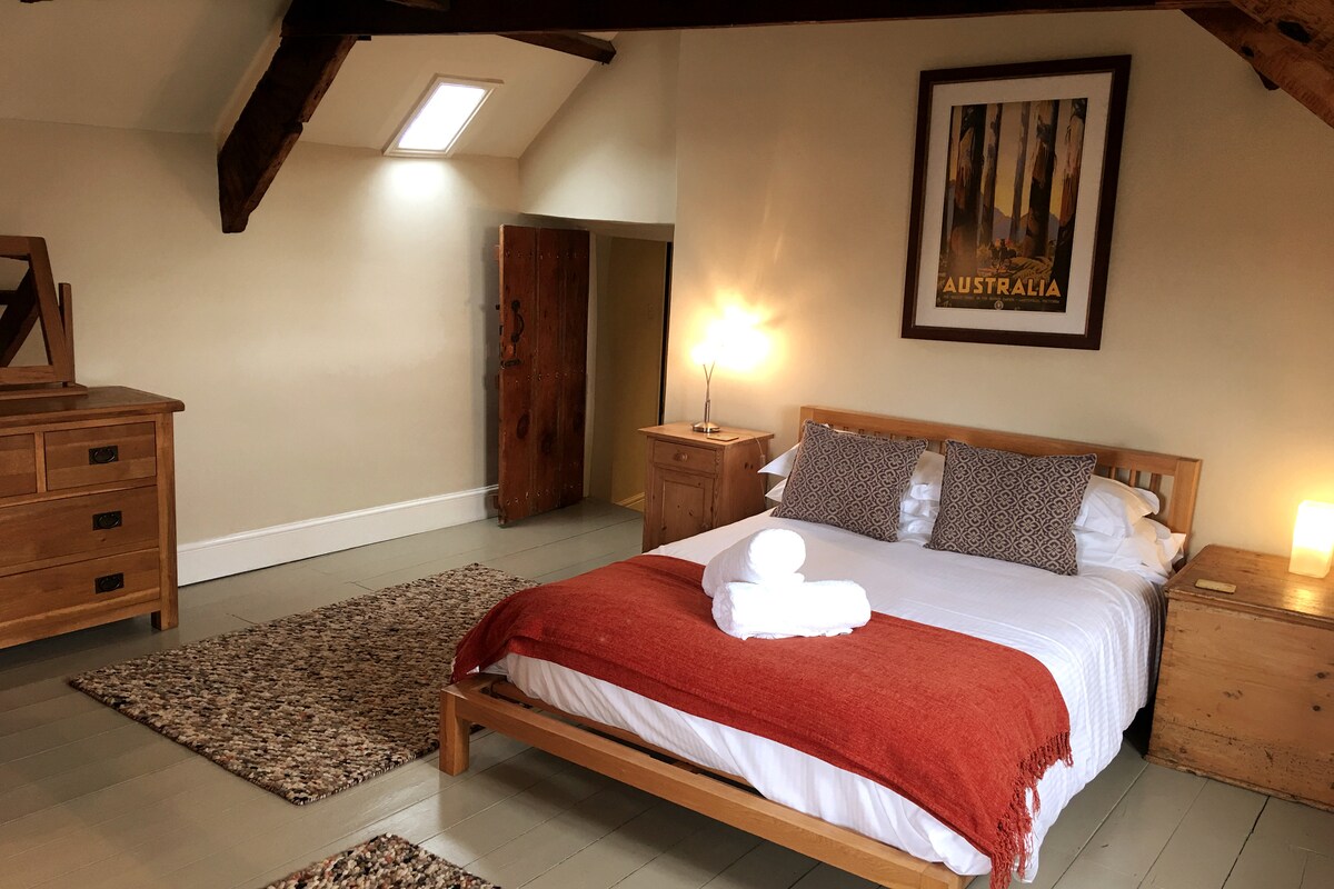 חדר שינה 1 - מיטה זוגית