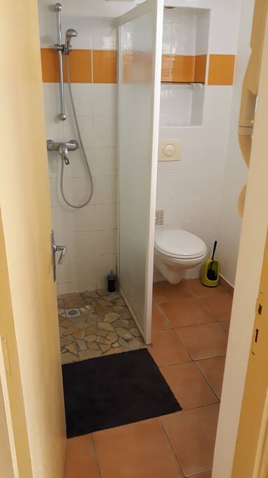 Douche à l'italienne