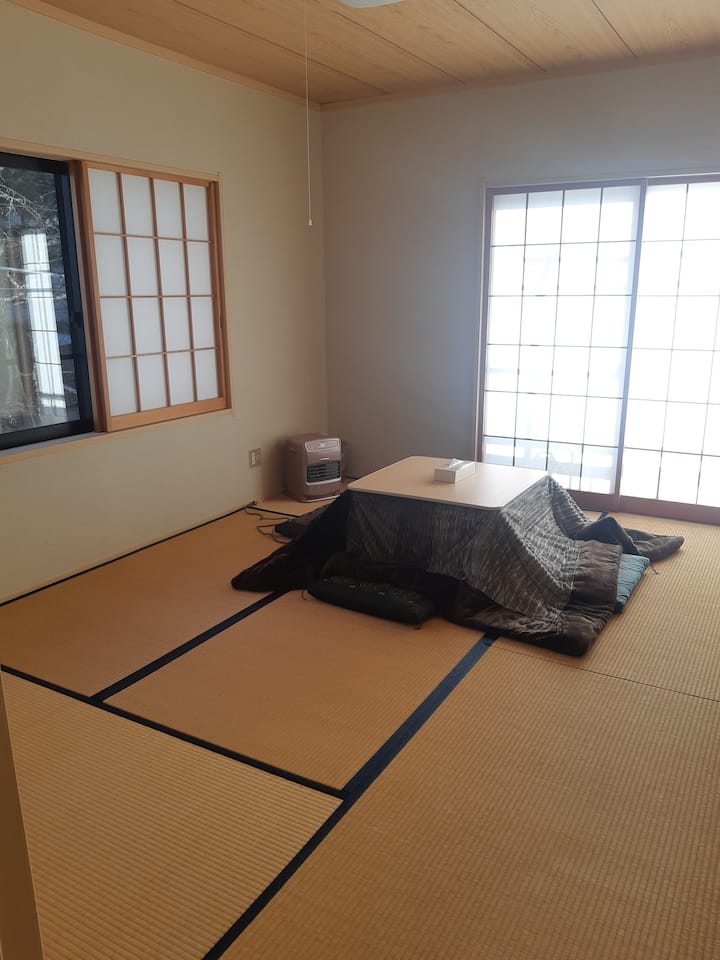 غرفة النوم 2