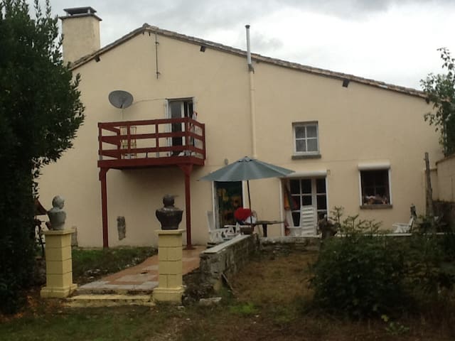 Rural Retreat