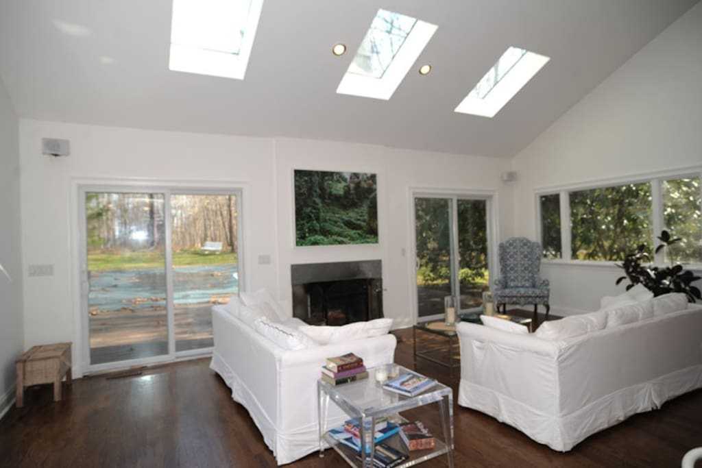 Sun flooded Living Room