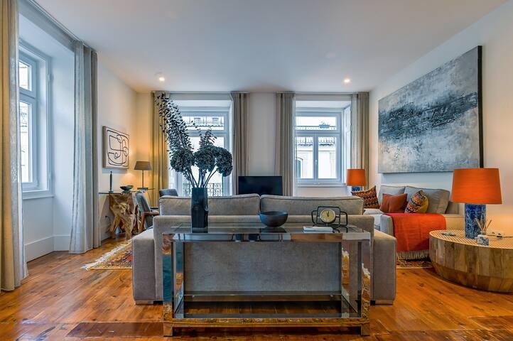 MyPlaceLisbon – Luxury Trindade II gallery image 3