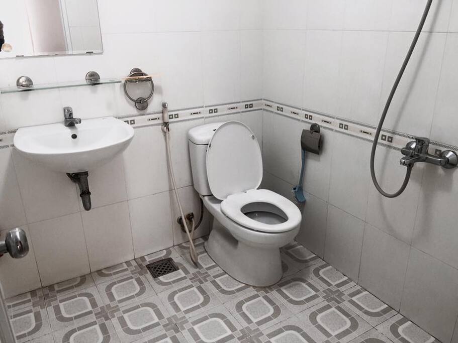 the bathroom's good
