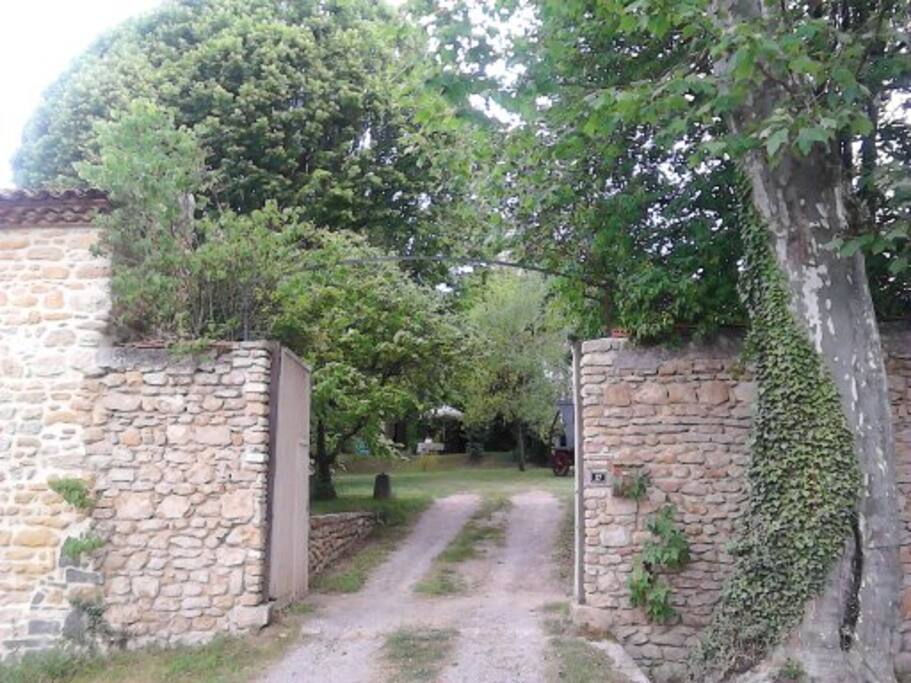entrée de la propriété