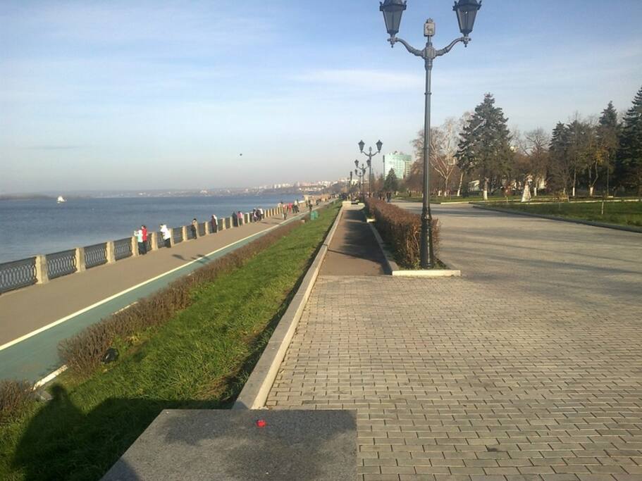 напротив дома