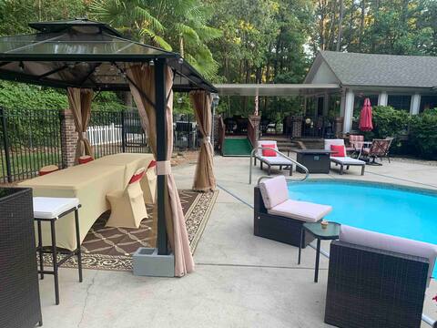 Treetop Paradise Winter Special no Service fees!