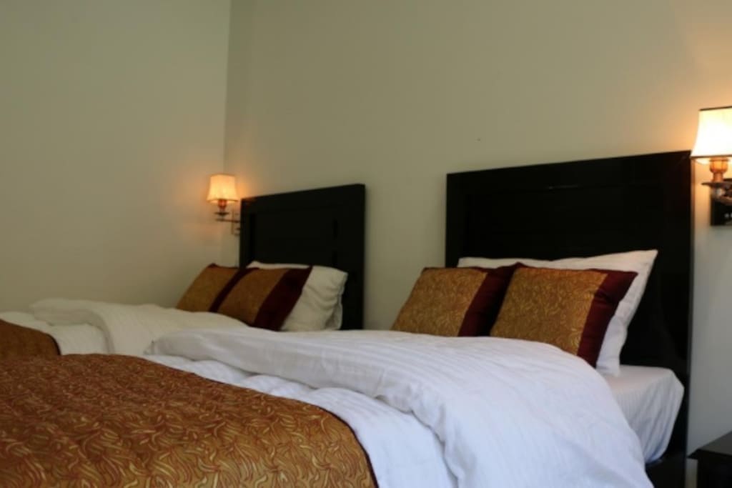 Two Queen Beds