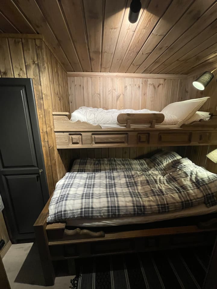 Spálňa 3: 120 cm a 75 cm posteľ 