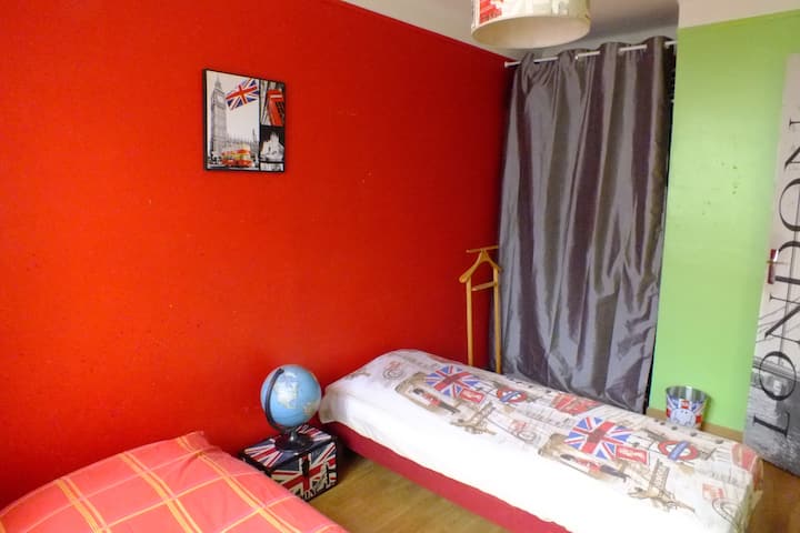 2. spálňa s 2 samostatnými lôžkami