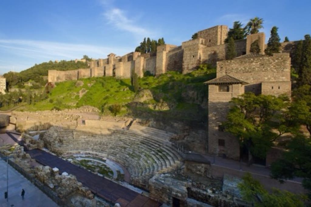 Teatro romano (300 metros desde el apartamento)
