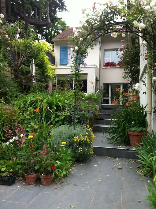 house and garden