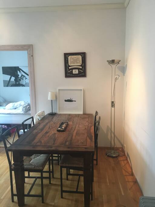 Dining table for up to 10 people