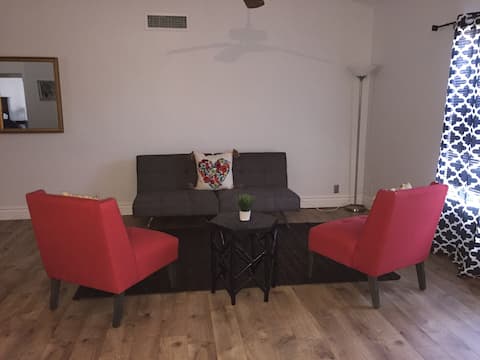 Top Airbnb: Downtown PHX/Private Hme/Convention CNTR/Family Fr in Central City