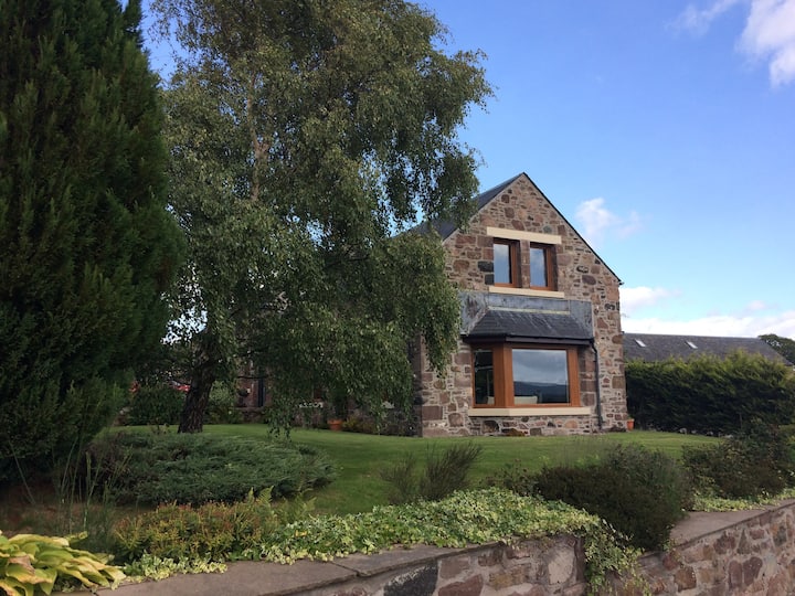 Auchterarder Holiday Rentals & Homes Scotland, United Kingdom Airbnb