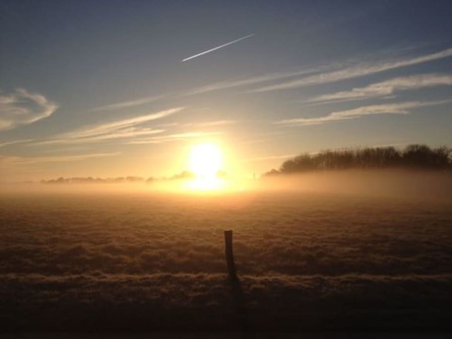 Sonnenaufgang im Maisweg 5