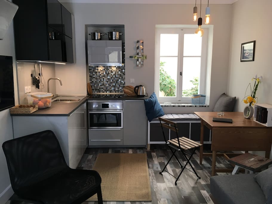 Well equipped kitchen