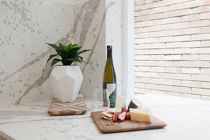 FLYNN HOUSE- IMPECCABLE INNER CITY GEM gallery image 5