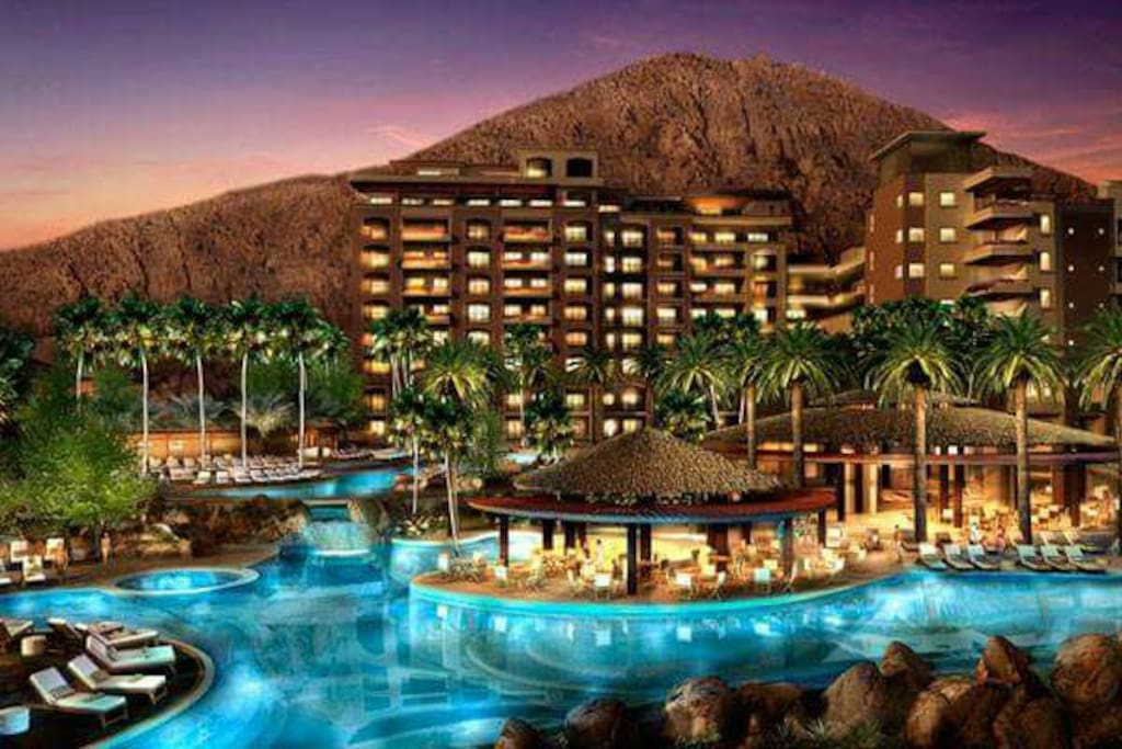 main pool, swim up bar, restaurant. Photo from Grand Solmar website