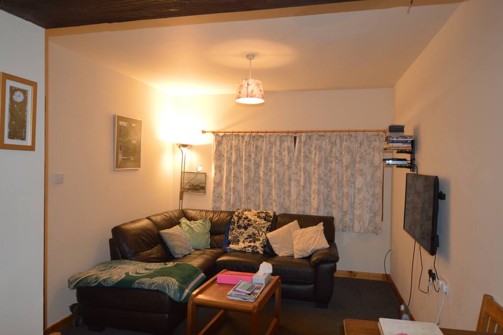 Sitting area next to kitchen