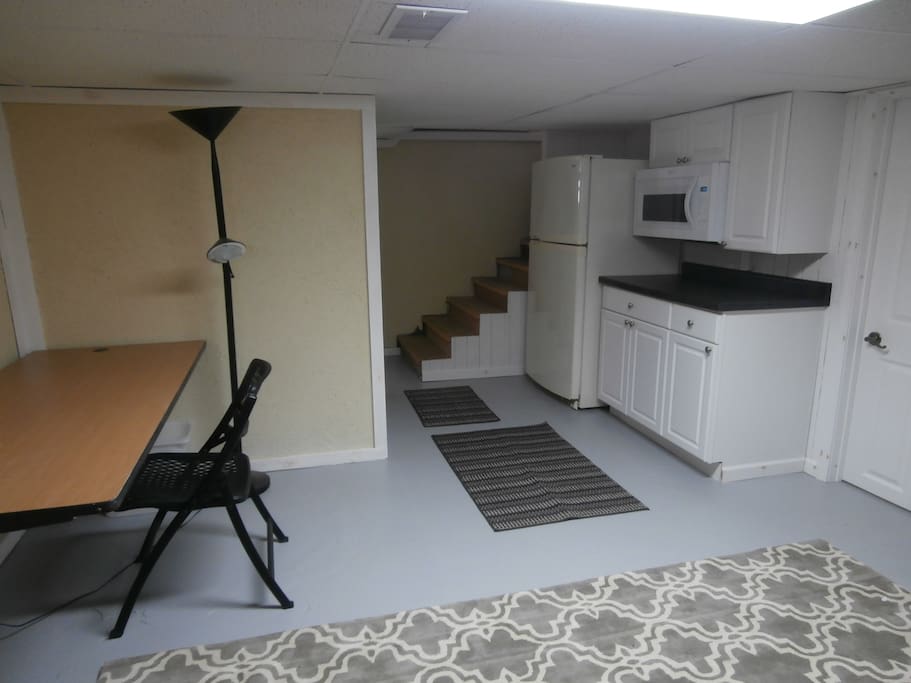 Kitchenette and study/office area