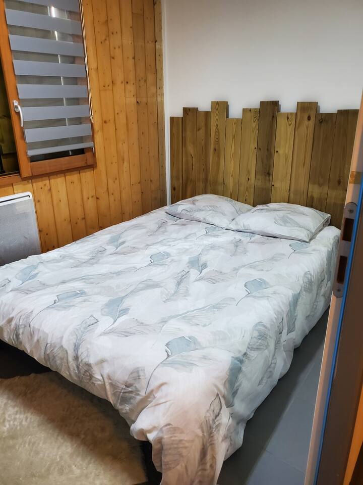 Dhomë gjumi 1