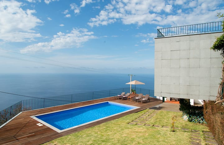 Casa da Manta - Villas for Rent in Fajã da Ovelha, Madeira