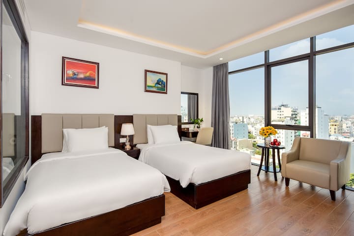 Golden Line Hotel Da Nang managed Airbnb listing 2