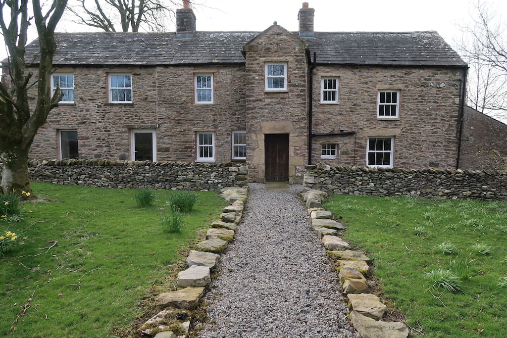 Bowderdale Foot - wonderful house full of charm and character