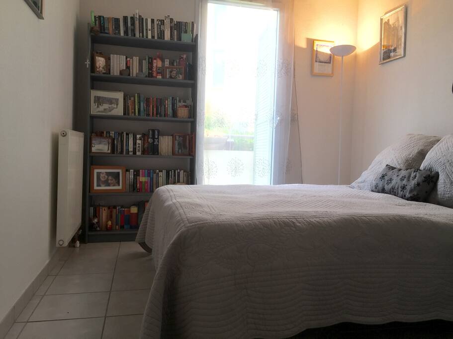 Chambre lit double avec terrasse