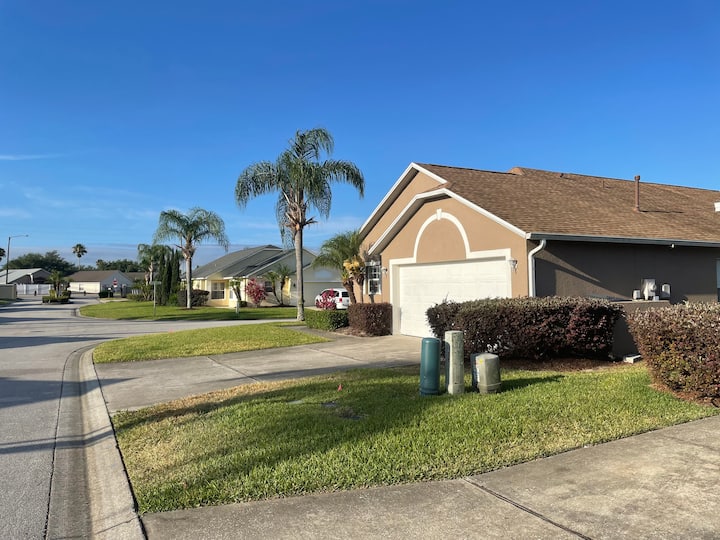 2 bedroom, 1bath guest area w/pool; near parks Houses for Rent in