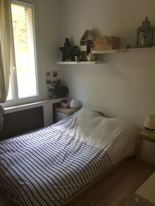 Bedroom / chambre 1