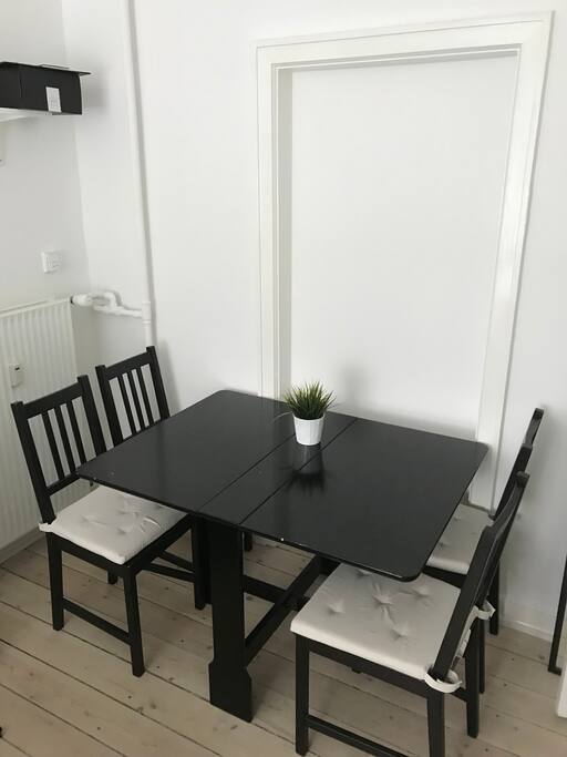 Spisebord