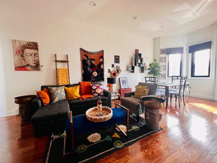 Sunday’s With Lovey! 3 Bedroom Unit 2 Full Baths. - 皇后區