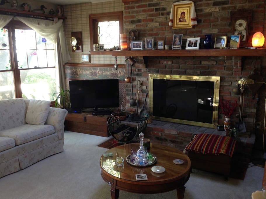 Right side of great room.